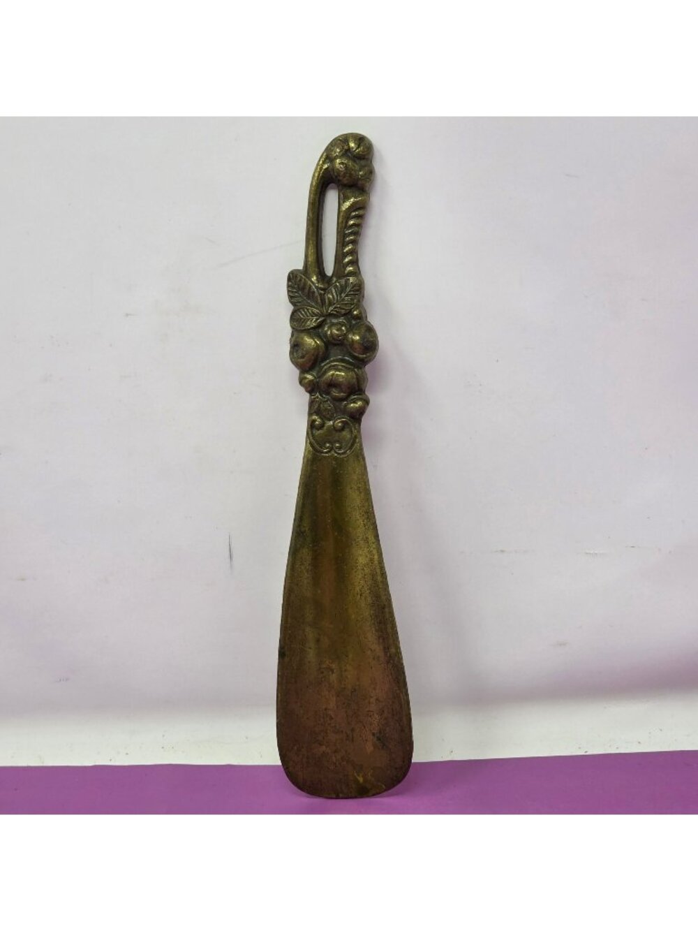 Vintage Action Brass Shoe Horn Handcrafted Italy Fruit Floral Ornate Collectible